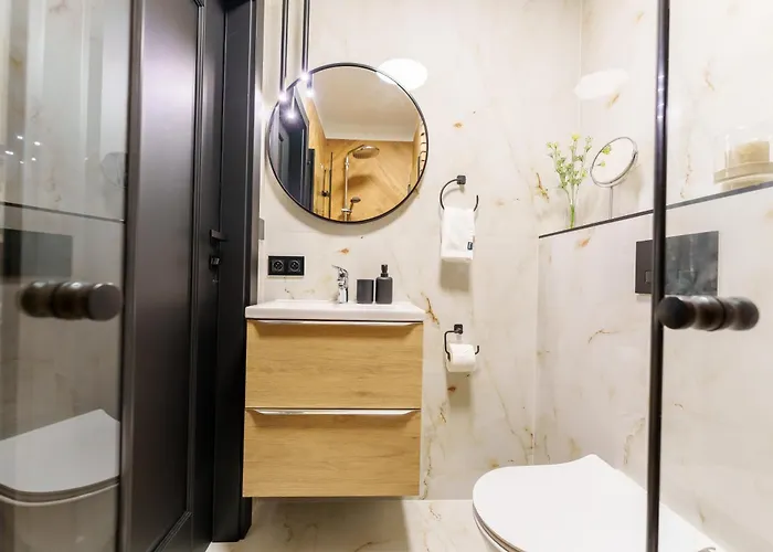 Lighthouse - Reymonta Przy Deptaku Колобжег