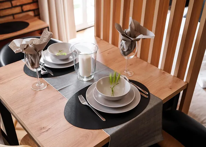 Lighthouse - Reymonta Przy Deptaku