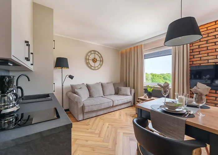 Lighthouse - Reymonta Przy Deptaku Колобжег