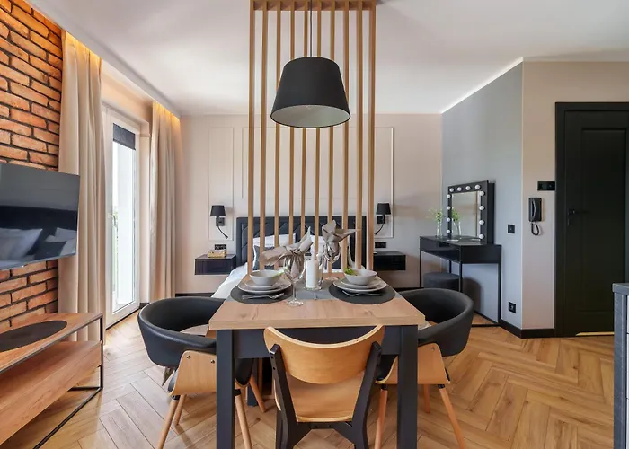 Апартаменты Lighthouse - Reymonta Przy Deptaku